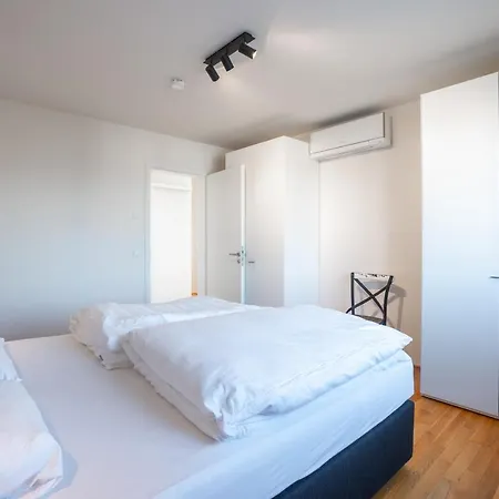 Apartament Penthouse I Dachterrasse I Tiefgaragenstellplatz I Nahe Bhf, Joho, Brita-arena