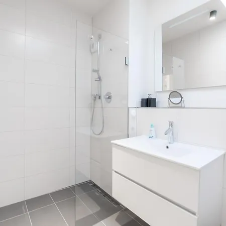 Penthouse I Dachterrasse I Tiefgaragenstellplatz I Nahe Bhf, Joho, Brita-arena فيسبادن